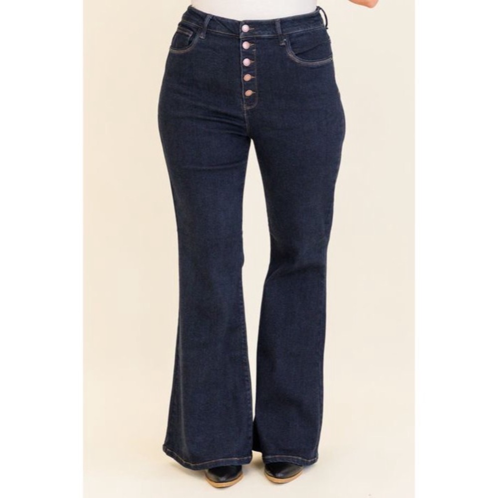 CHIC SOUL I NEW Light Up Sky Flare Jeans